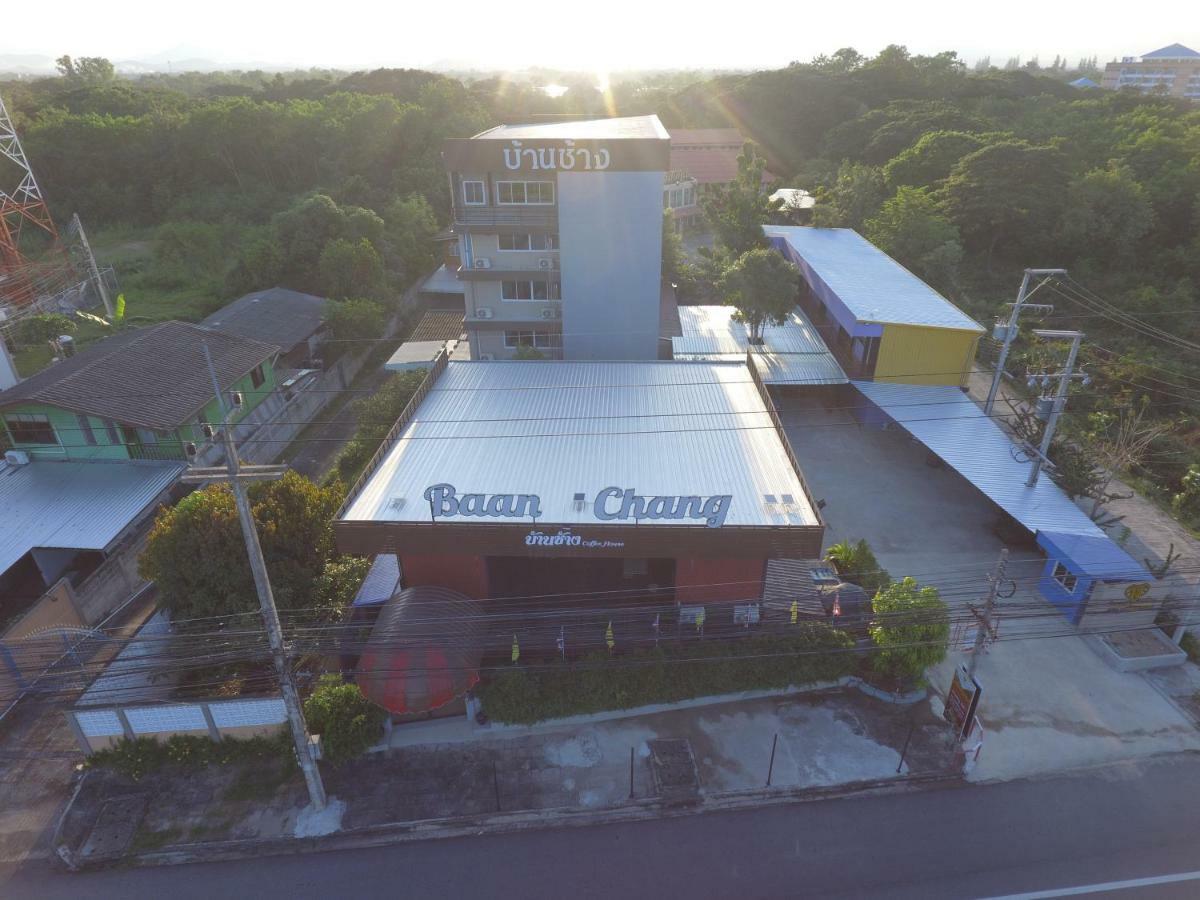Baan Chang Hotel & Coffee House Tak Exterior photo