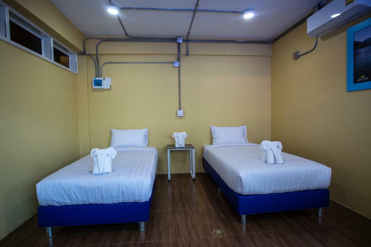 Baan Chang Hotel & Coffee House Tak Exterior photo