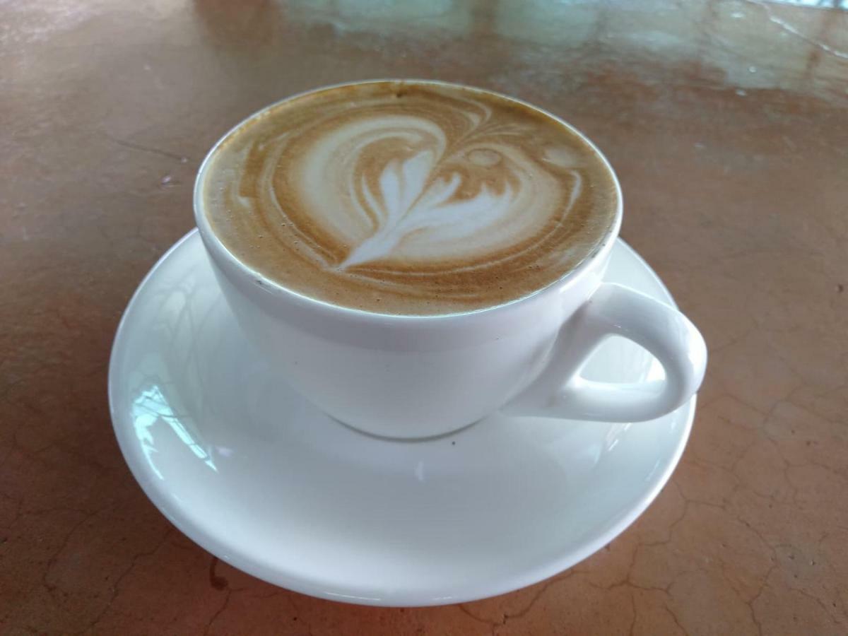 Baan Chang Hotel & Coffee House Tak Exterior photo